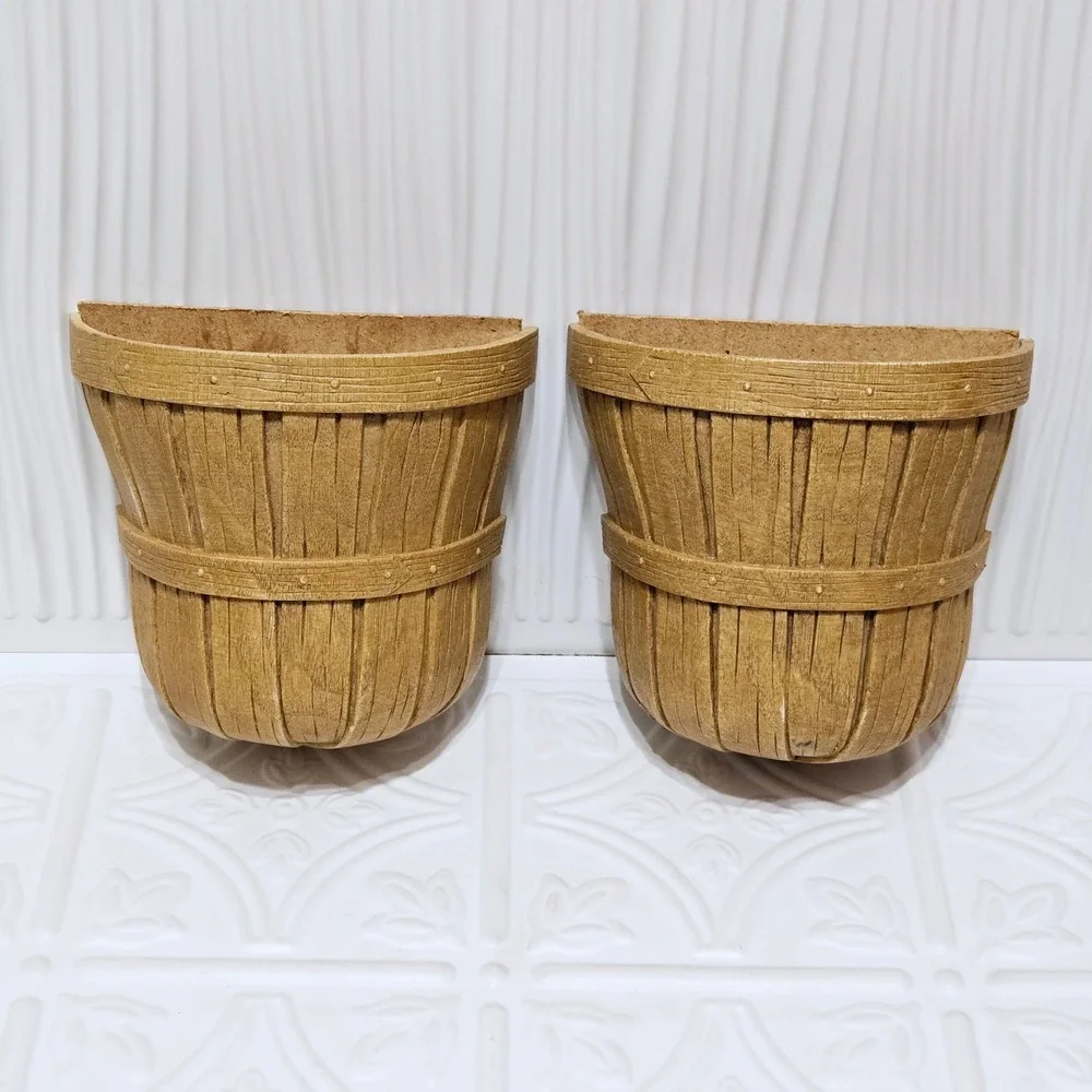 Vintage Apple Barrel Wall‎ Pockets Resin